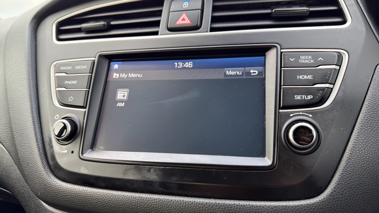 Hyundai i20 1.2 MPi SE 5dr Petrol Hatchback